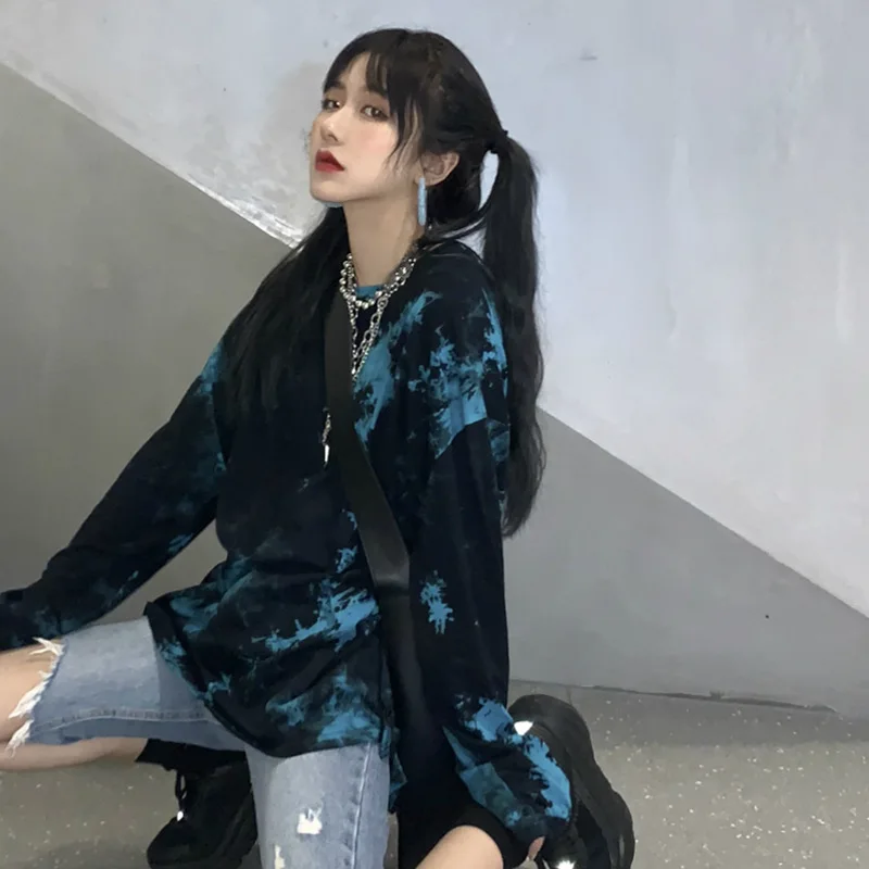 Футболка женская в стиле оверсайз с длинным рукавом Базовая рубашка принтом