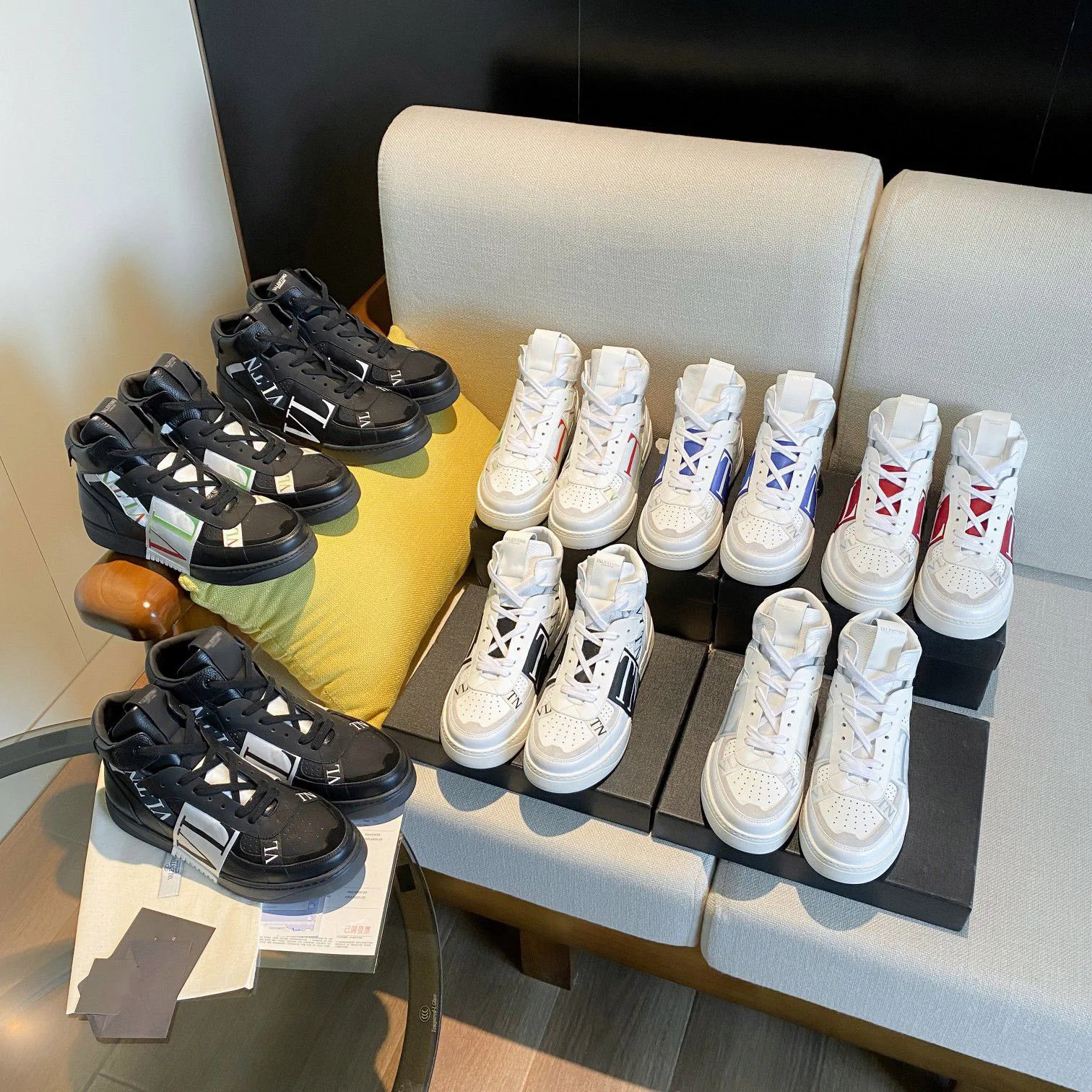 

2021 Women Men Brand Designer Shoes Genuine Leather Sneakers Italy Luxury Shoes Mid-top Sneaker with Bands Chaussures Pour Homme