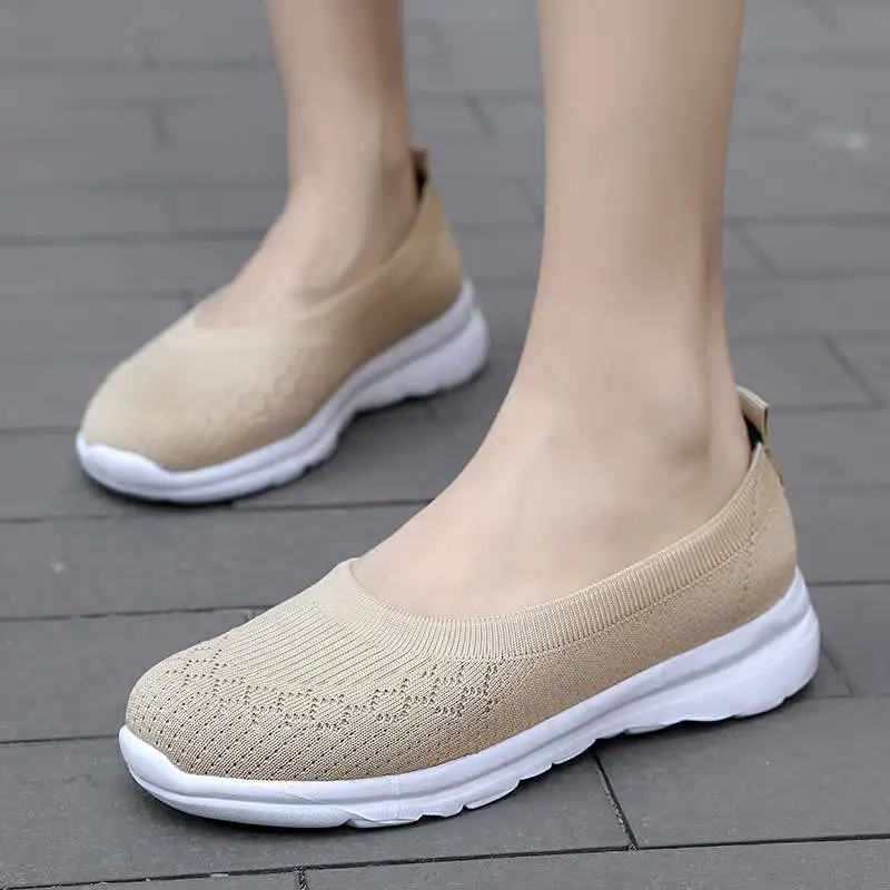 

Slip Women Running Shoes Dama Women's Sports Shoes For Gym Red Luxury Sneakers Woman Women's Sport Shoes On The Platform Tennis