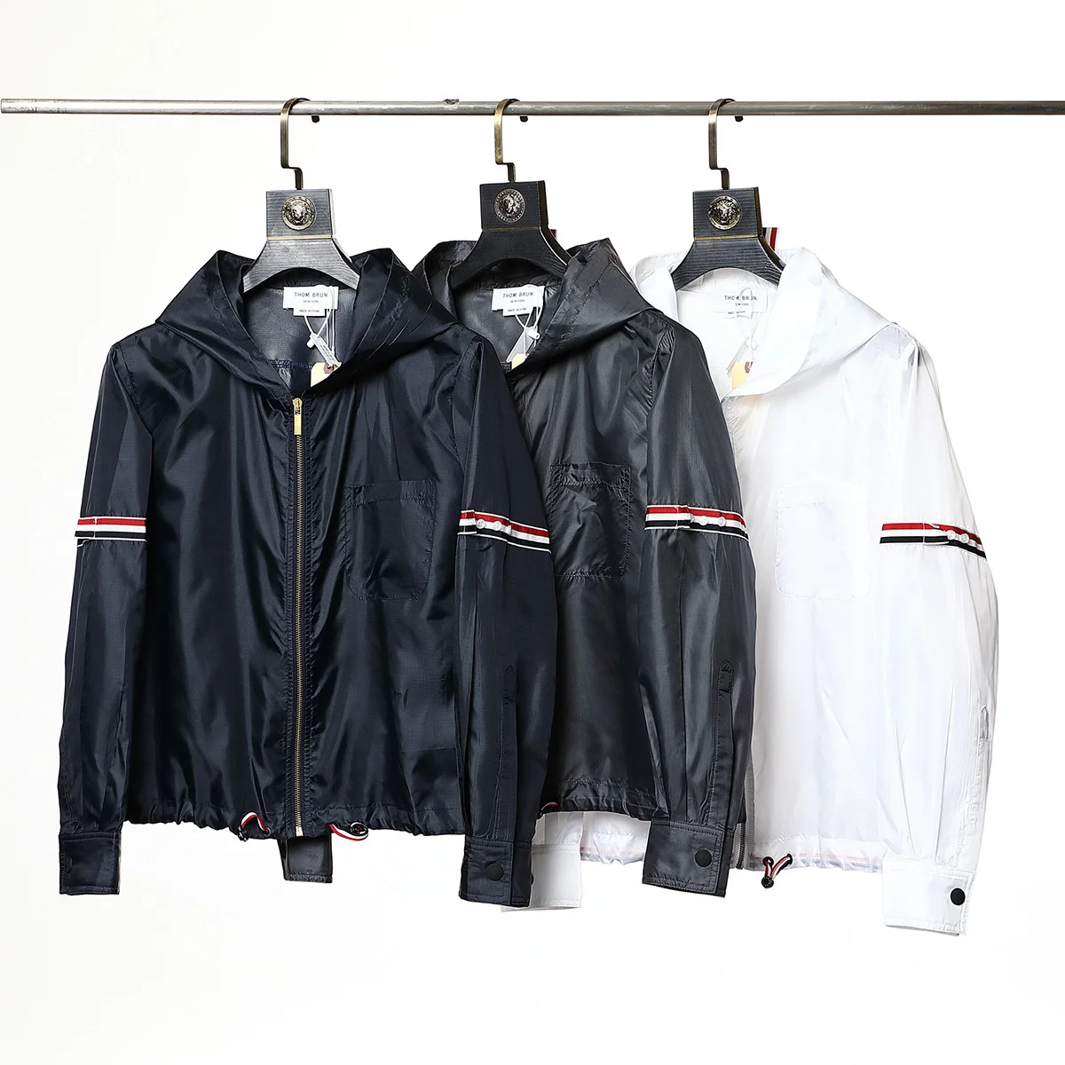 

Coats & Jackets
