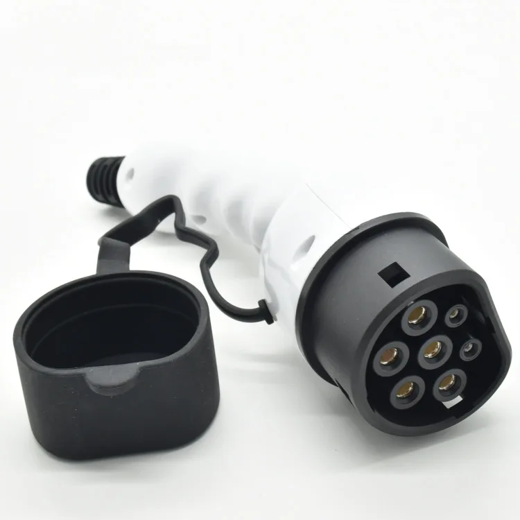 

Three-phase European standard new energy charging gun 32A EV gun head IEC62196 female 7 holes