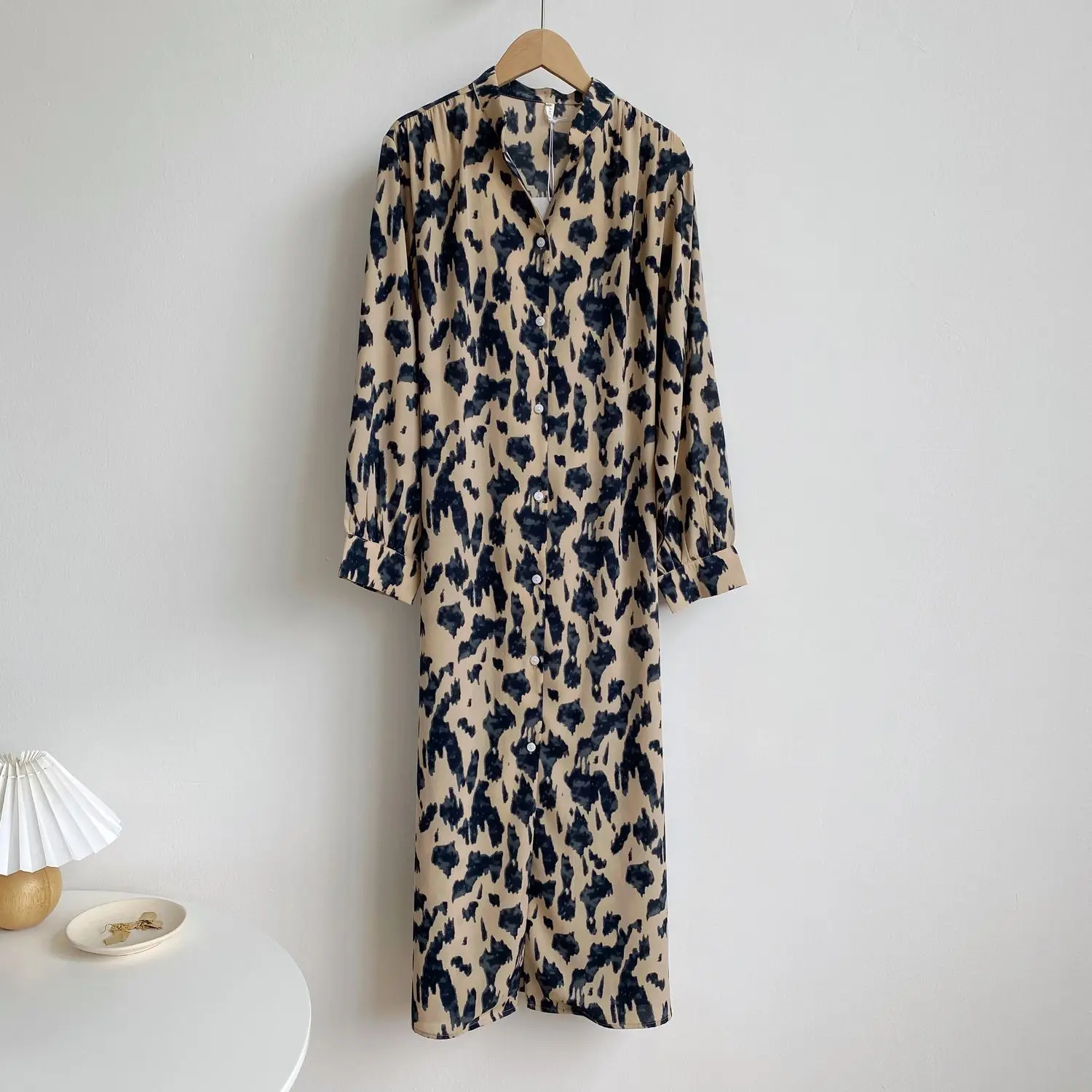 

Leopard Shirt Dress 2020 Women Chiffon Long Beach Dress Loose Long Sleeve V-neck A-line Belt Sexy Party Dress Vestidos de fiesta