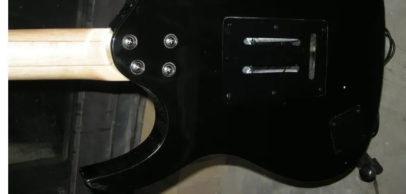 

top quality black electric guitar 21 to 24 frets well scalloped guitar all gold hardware free shipping 7 guitar 8yue20 v