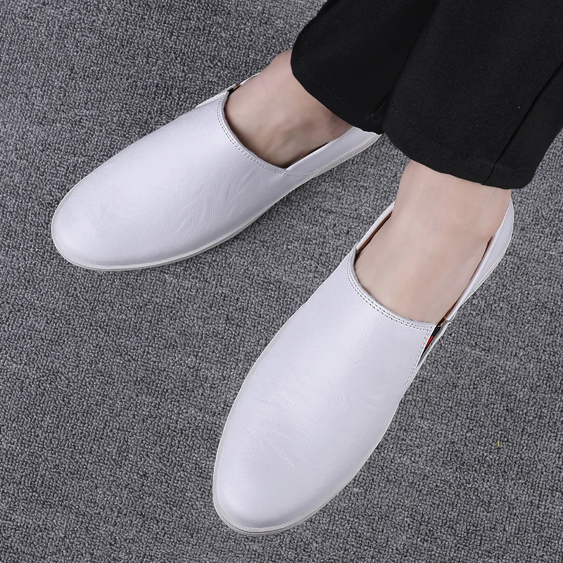 

2021 Men's Breathable Soft Mocassins Micorfiber Casual Shoes Breathable Leather Loafers Slip on Light Flats Man Shoes Size 46