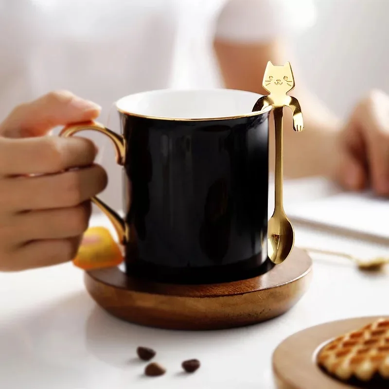 

Creative Coffee Stirring Spoon Stainless Steel Spoon Cute Animal Cake Spoon Drink Stirring Spoon Giraffe Shape Cake Fork