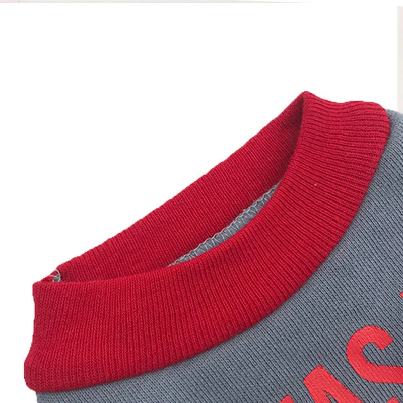 Красный жилет модный наряд собачий с буквами собаки флисовый теплый осенне