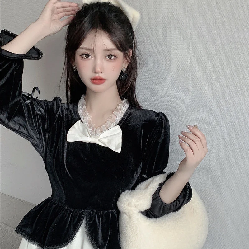 

2022 High-end Black Velvet Dress Fake Two-piece Splicing Bowknot Fashion Temperament V-neck Dress Elegant Party Spring Winter