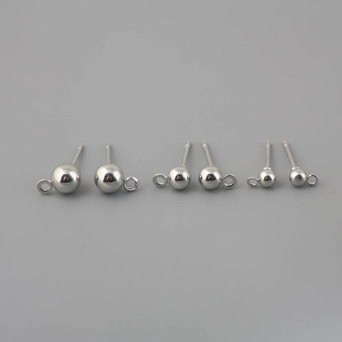 Серьги-гвоздики с родиевым покрытием 50 комплектов | Украшения и аксессуары