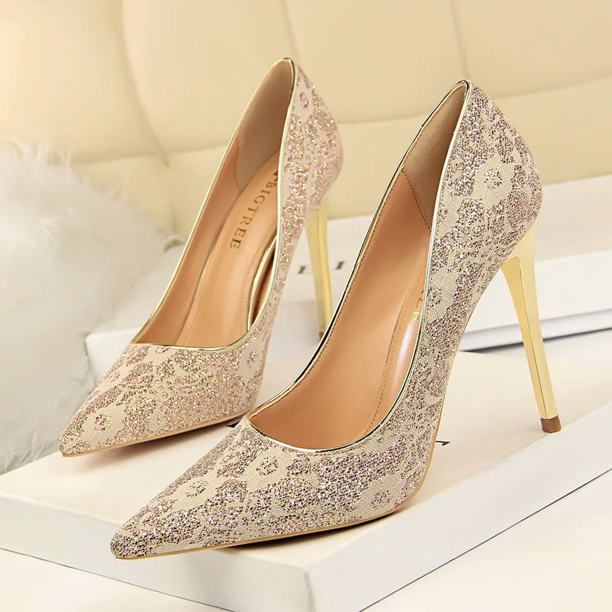 

2020 Fashion High Heels Women Pump Shoes Female Brand Sexy 2020 Pointed Toe Beautiful Wedding OL Shoe Woman Big Size