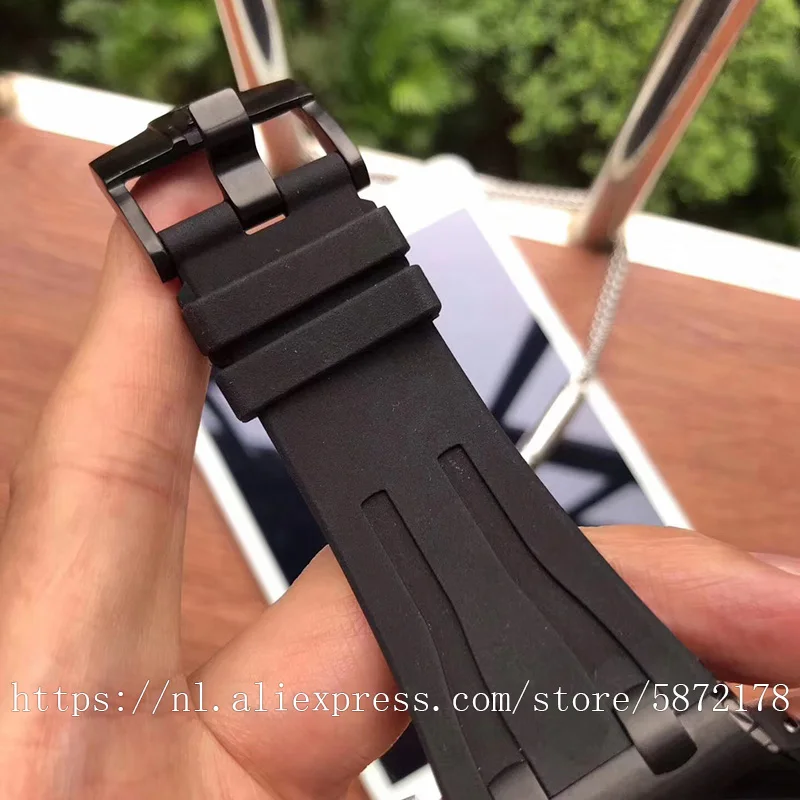

Men's automatic watch 2019 Steel case Bracelet mechanical Luminous hand 44mm Brushed Sapphire folding clasp P2