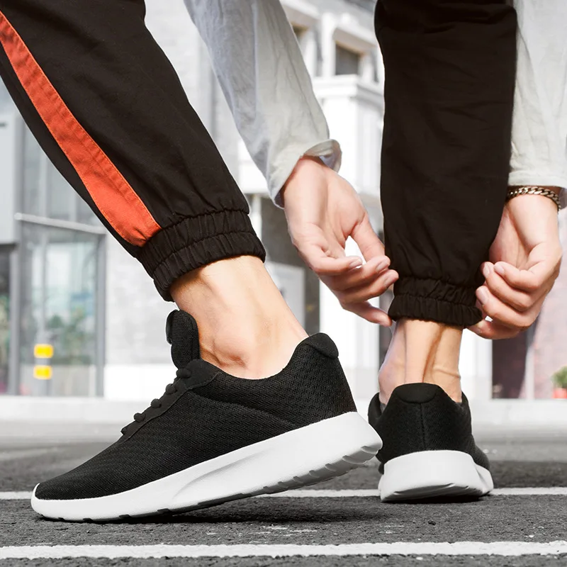 

2020 New Spring Men Shoes Slip On Man Casual Shoes Lightweight Comfortable Breathable Couple Walking Sneakers Feminino Zapatos