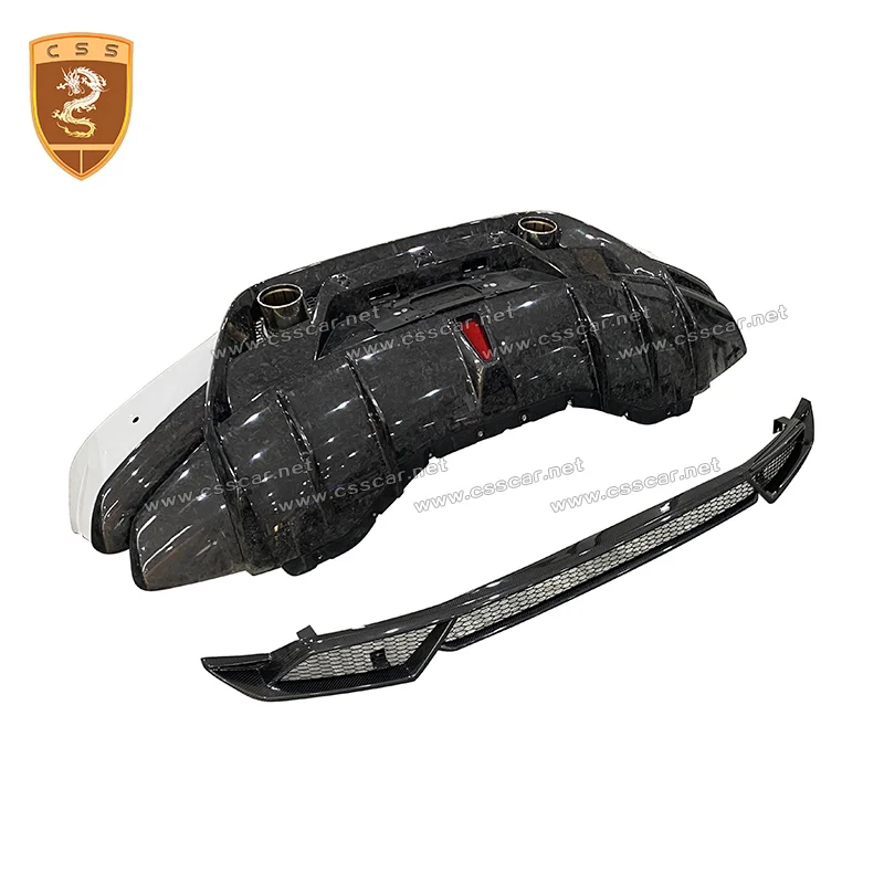 Верхний дизайн задний бампер из настоящего углеродного волокна подходит для