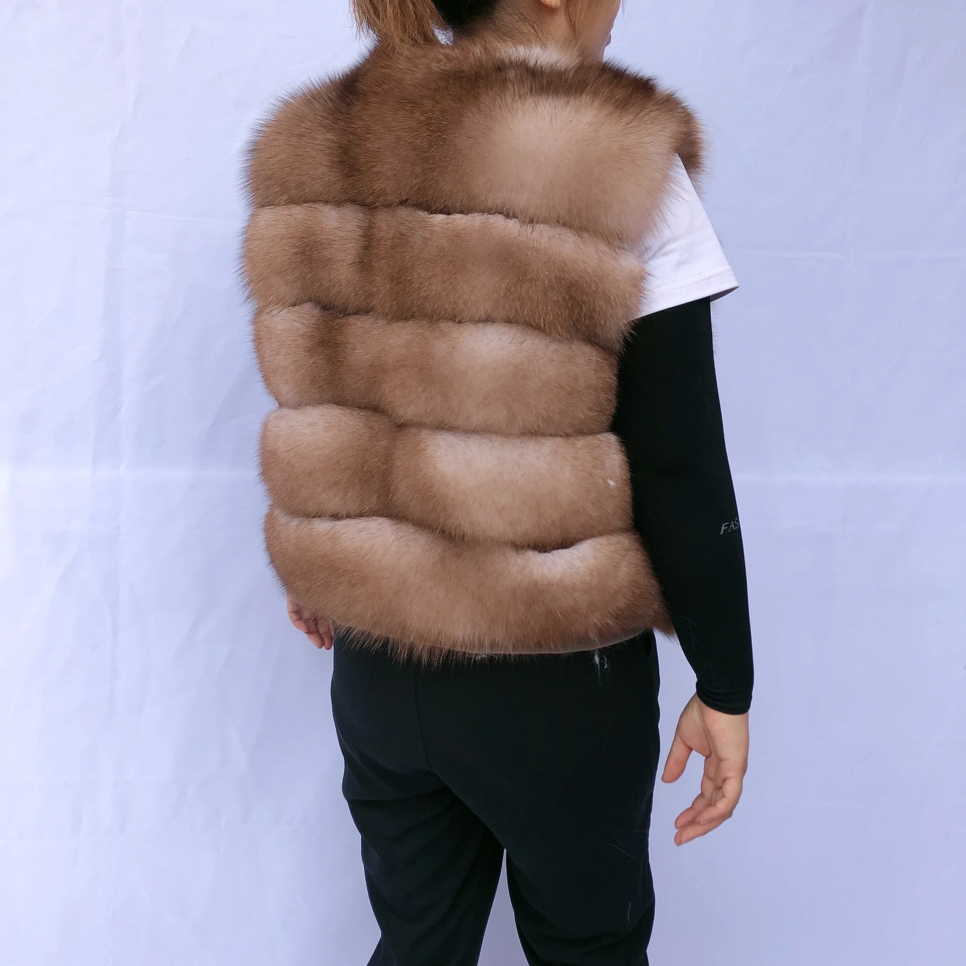 Женская зимняя куртка из лисьего меха красная лиса серебристая Лиса сексуальная