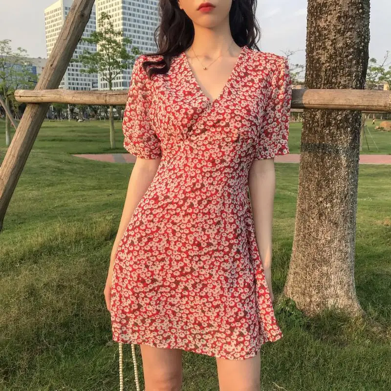 

Винтажное летнее платье с V-образным вырезом и цветочным принтом, женские Пикантные мини-платья 2020, женские платья-трапеции с высокой талией...