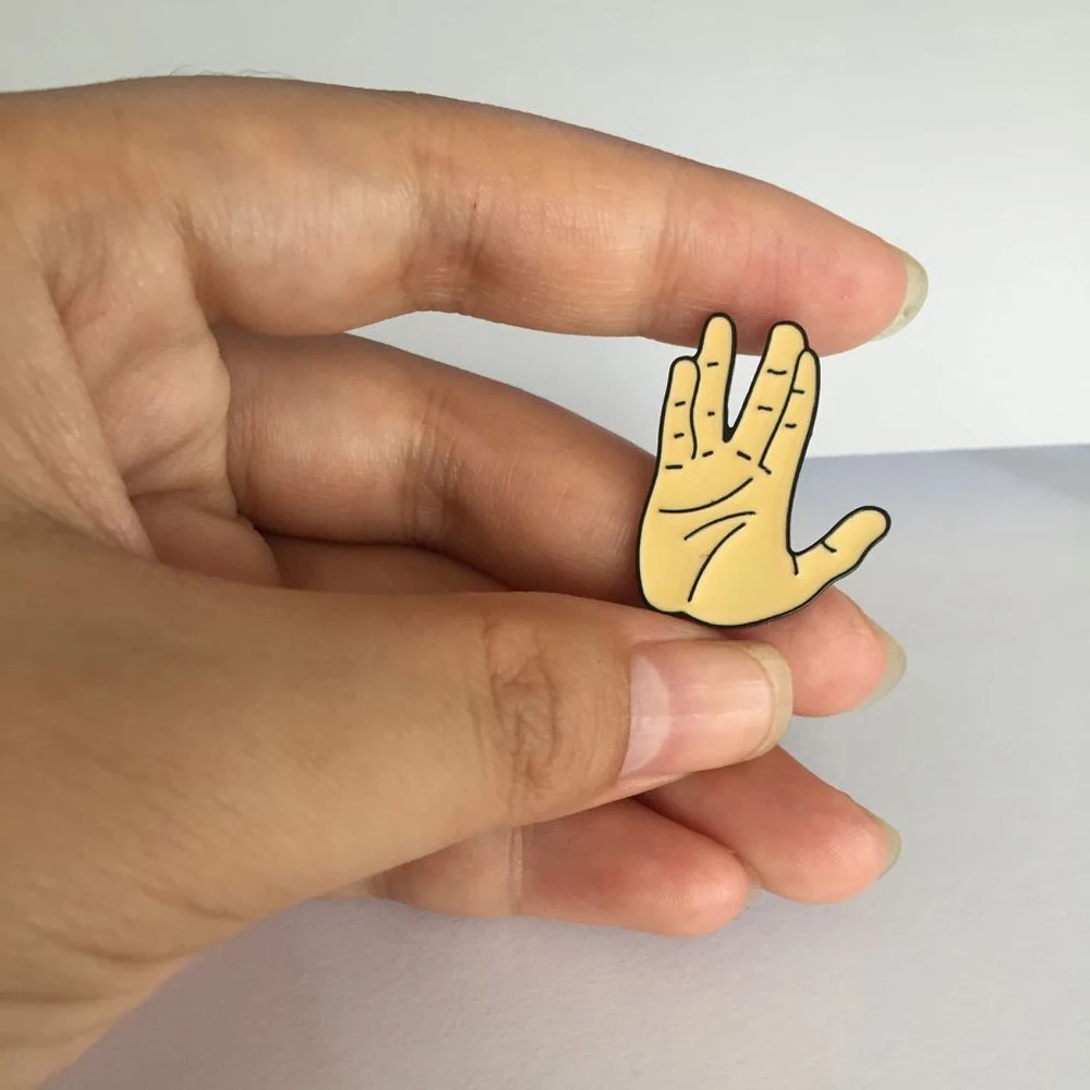 Металлическая брошь Spock Hand эмалированная булавка для путешествий длинные и