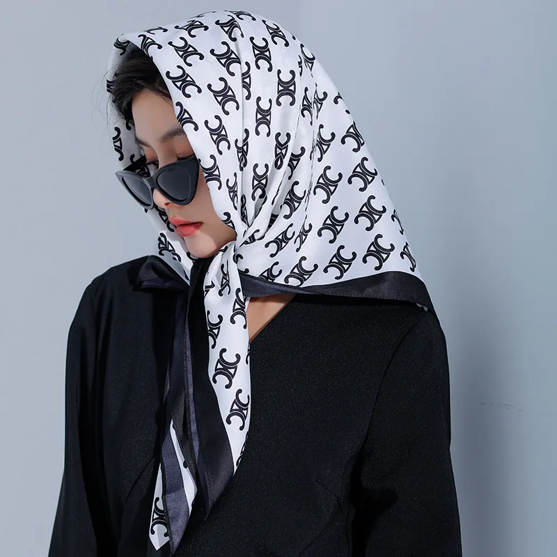 Шелковый шарф атласная бандана женская летняя квадратная маленькая сумочка