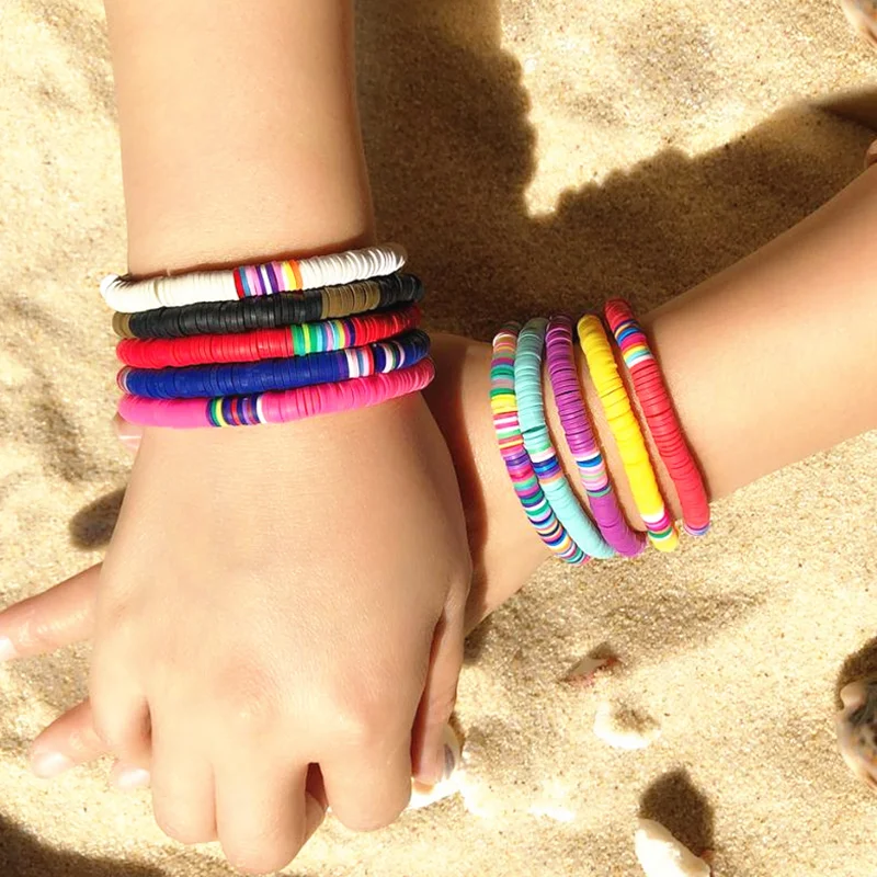 Бусины из полимерной глины плоские круглые с отверстием россыпью 16 дюймов около