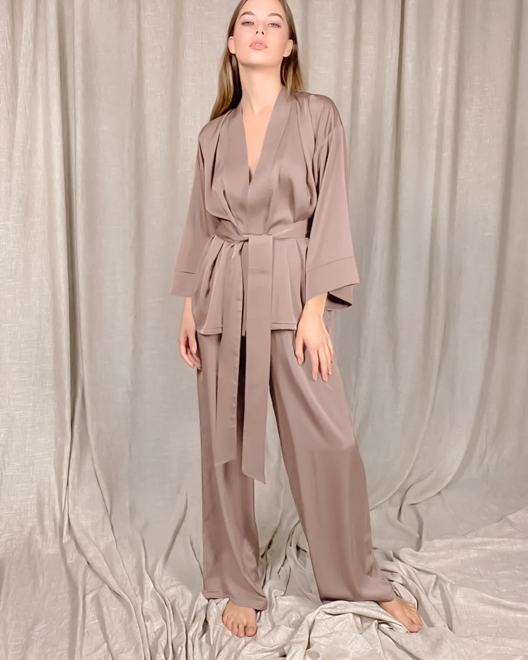 Autumn Satin Long Sleeve Cardigan Lace Robe Nightgown Suit Solid Color Women Home Wear Loose Trousers Pajamas Suit 2021