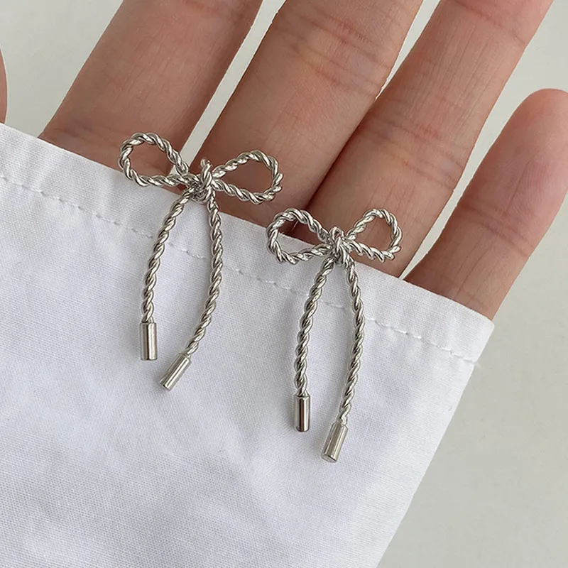

Modern Jewelry 1 PC Bow Earrings 2021 New Design Hot Selling Silvery Plating Sweet Drop Earrings For Women Party Gifts