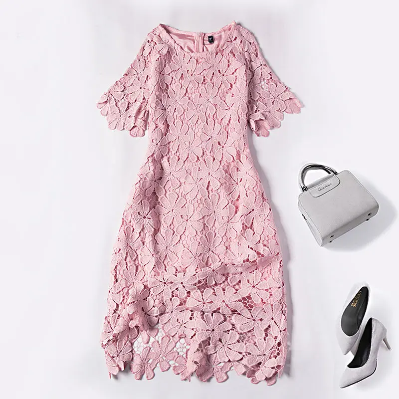 

2021 -, 5xl Vestidos B13