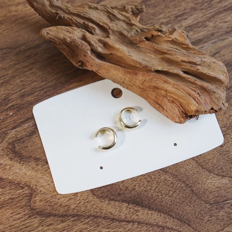 Симпатичные цвета: золотистый серебристый Цвет кисточки с маленькими круглыми