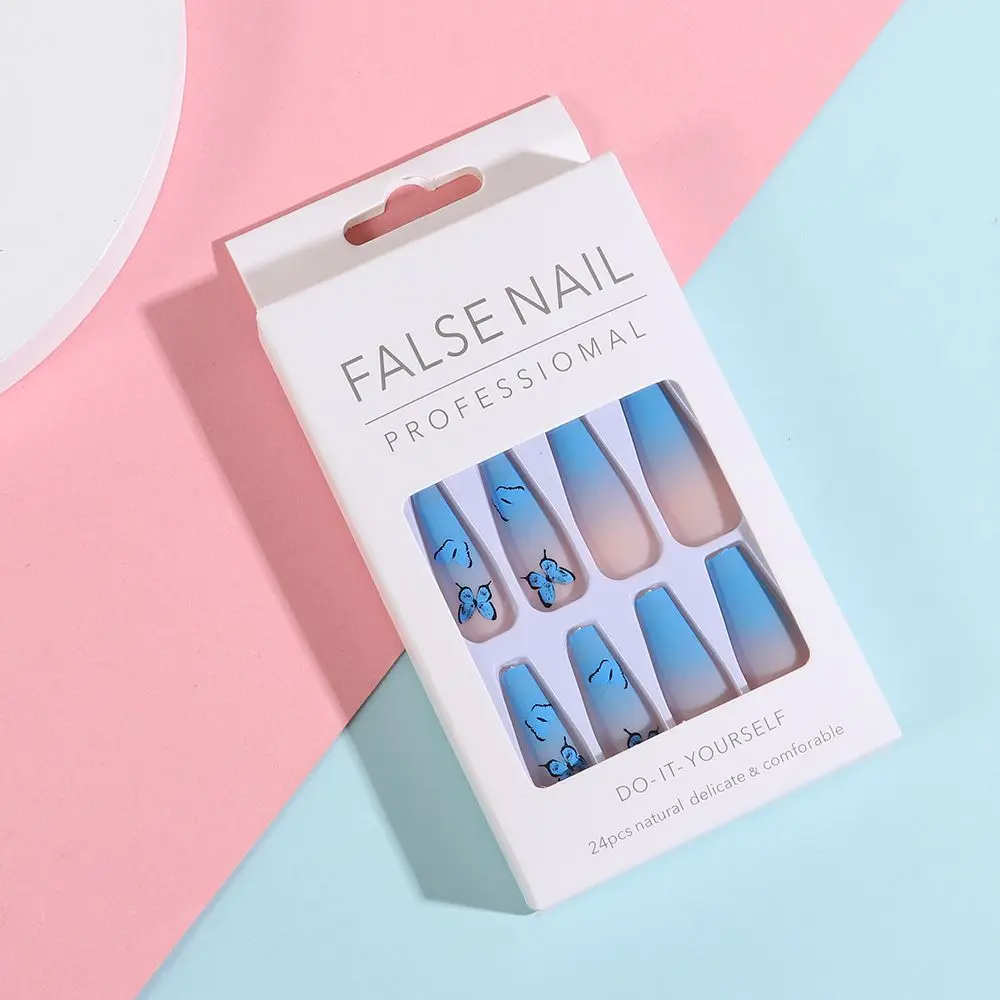 Красивые матовые T-образные накладные ногти с полным покрытием балерины