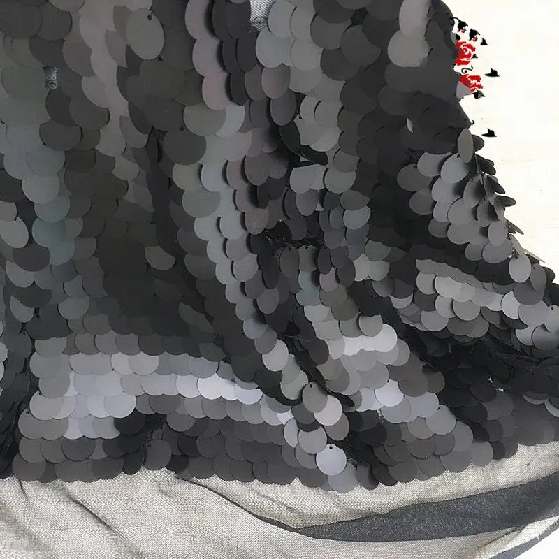 

1Y/Lot 18MM encryption fish scales sequin cloth background tablecloth curtain sequins fabric