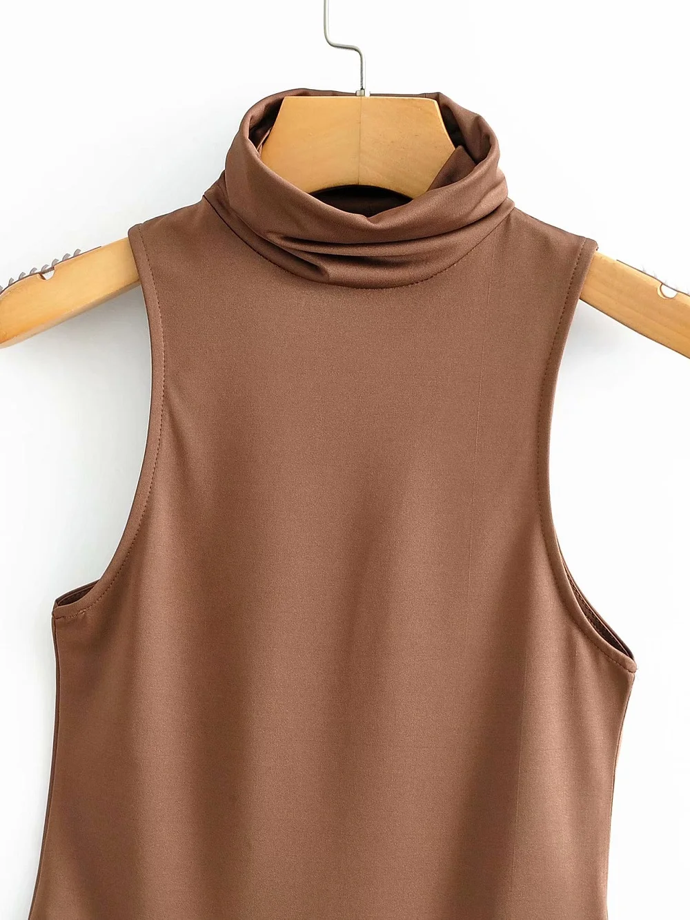 Женские комбинезоны с круглым вырезом элегантные коричневого цвета верхняя