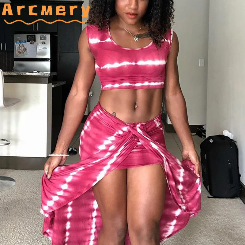 

2 Pieces Sexy Tie Dye Printed Suits Sleeveless Crop Top & Slit Skirt Set