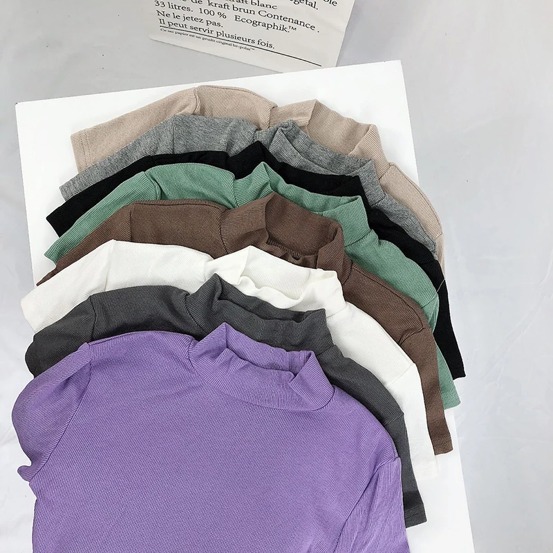 Женская футболка в рубчик с высоким воротом и коротким рукавом | одежда