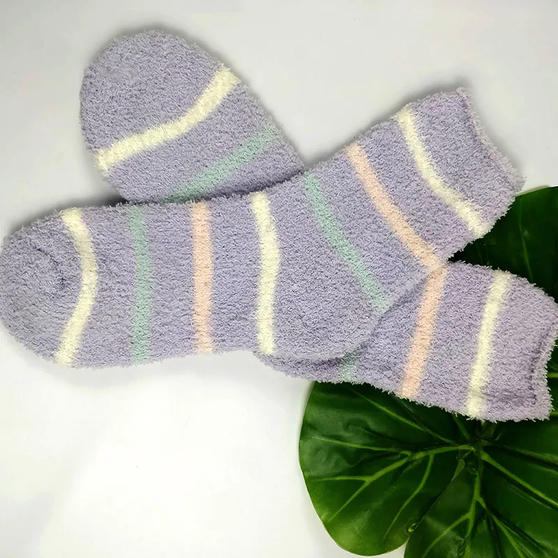 Карамельные теплые милые зимние женские носки с сердечками повседневные