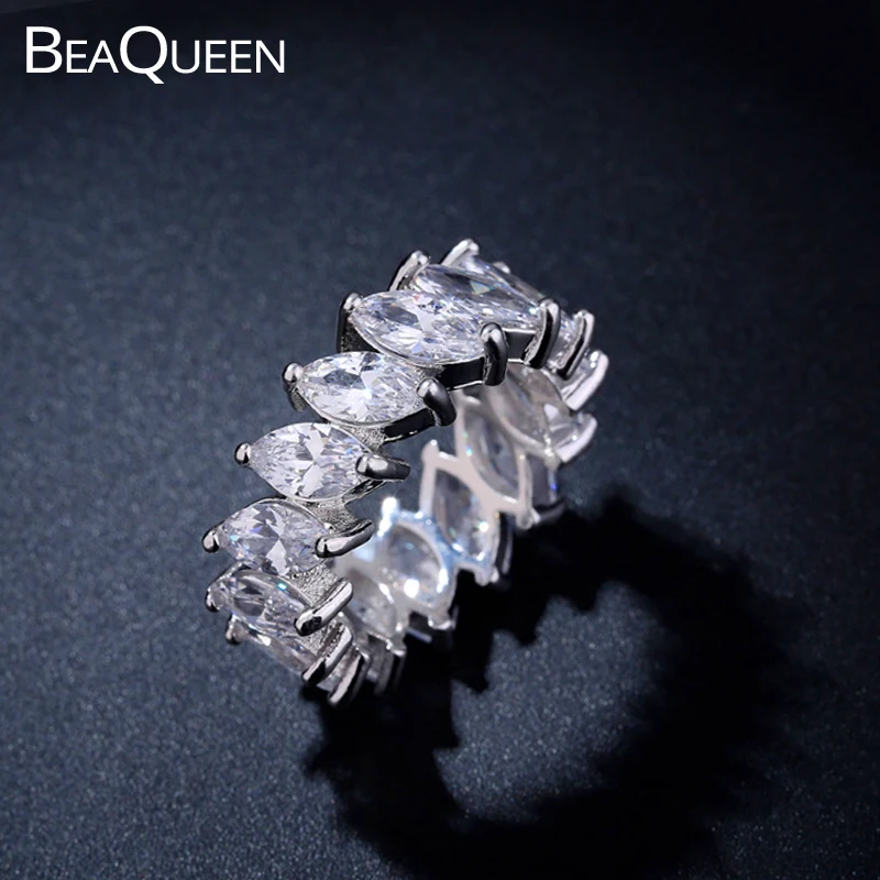 Женское обручальное кольцо BeaQueen серебристого цвета с фианитом маркиза
