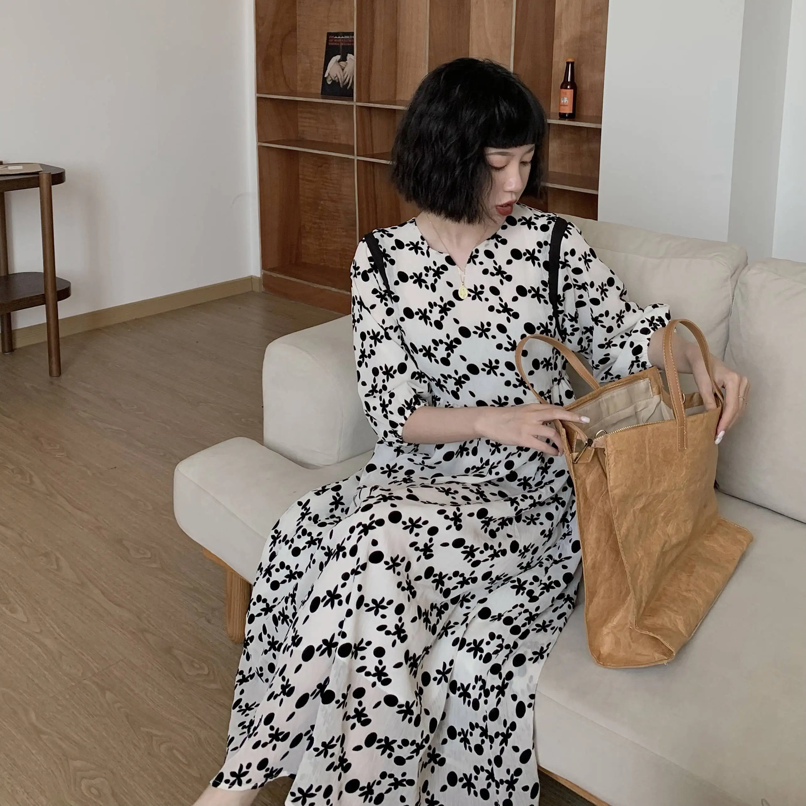 

COIGARSAM French Style Women Long dress Puff Sleeve Pleated High Waist Dresses 12998