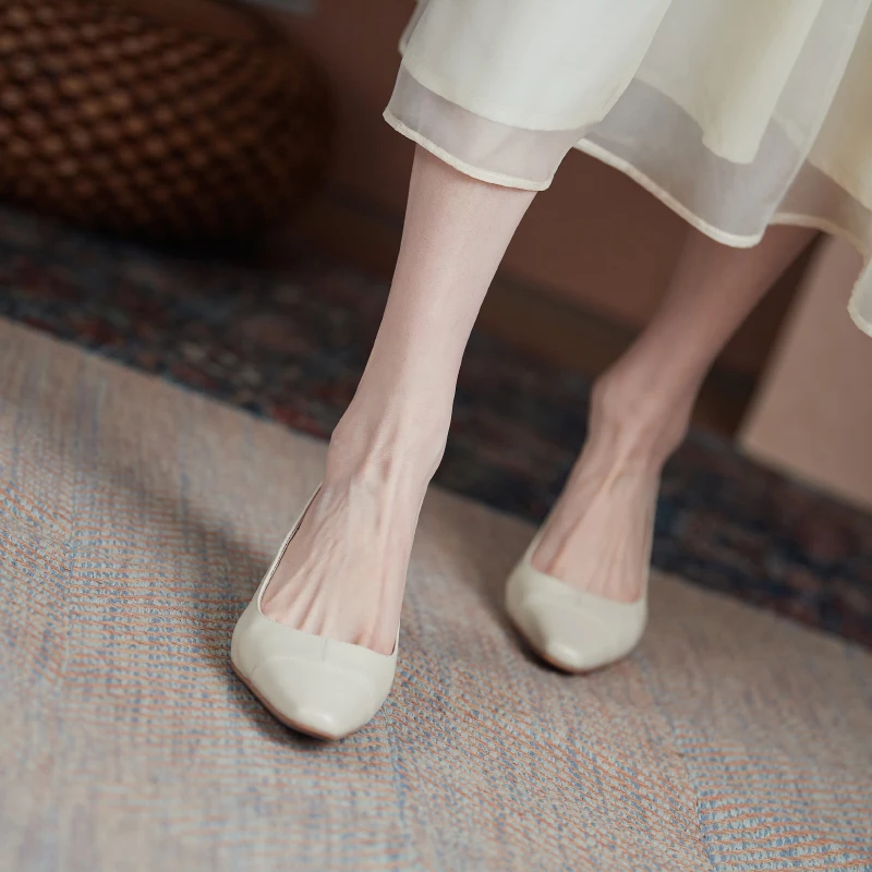 

Весна 2021, новые корейские Ретро туфли с маленьким квадратным носком на среднем каблуке