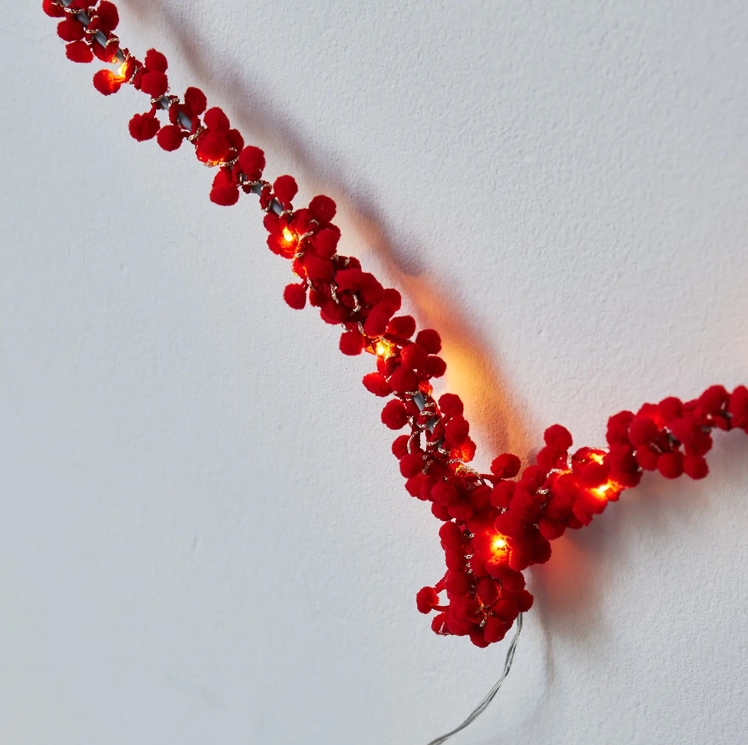 

pom pom heart fairy lights hoop led garland Star Wall light Battery string lights for Wedding party Home Decoration