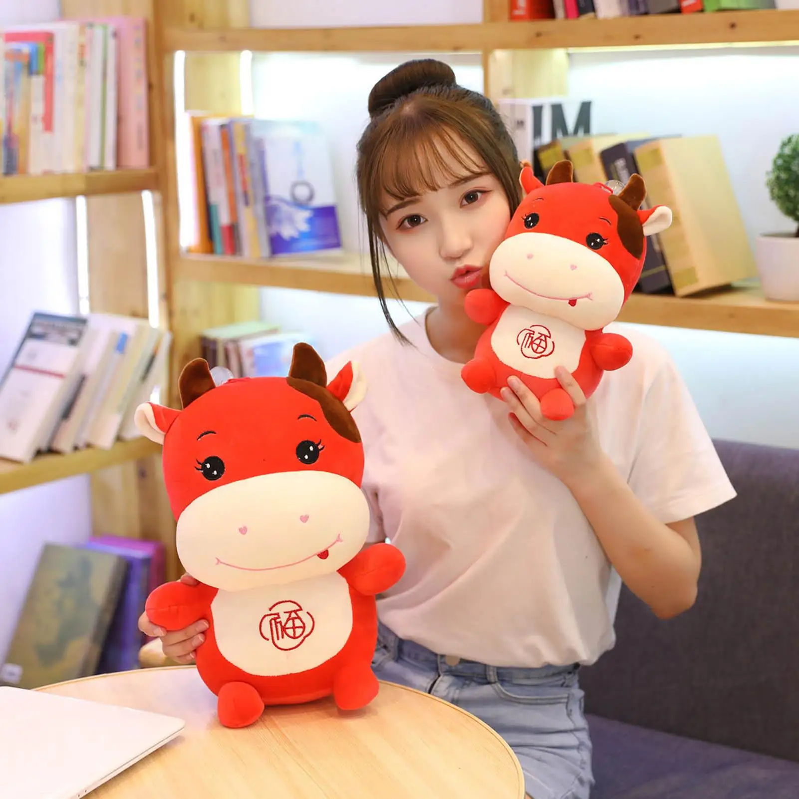 

Игрушка плюшевая в китайском стиле, 20-30 см