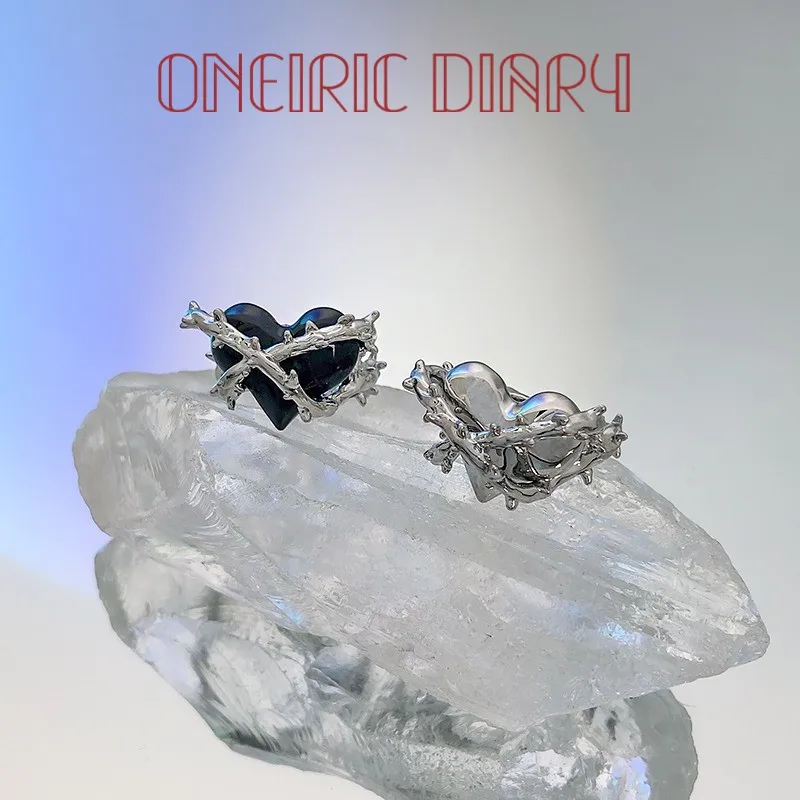 

Кольцо женское в форме сердца в стиле панк/Готика