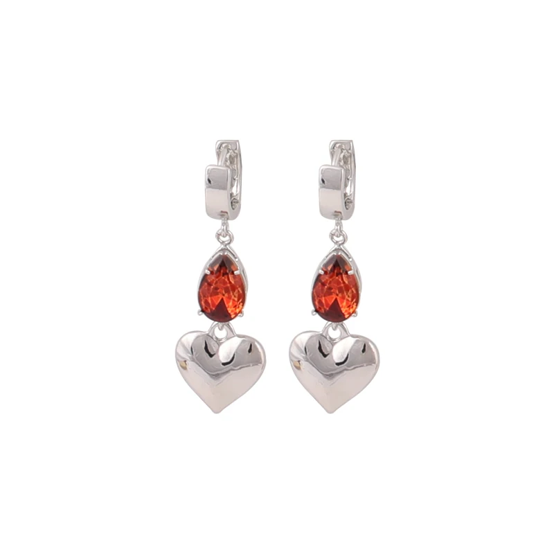 

Love Heart Earrings 2020 New Trendy Niche Design Retro Hong Kong Style Hepburn Graceful Earrings High-End Earrings for Women