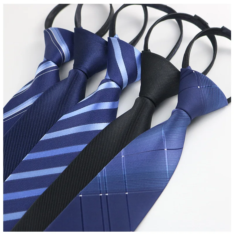 

Fabrikant Aangepaste Mannen Tie Streep Business Tie Lui Rits Stropdas Top Die Banden Achter De Rug Mens Ties Renaissance