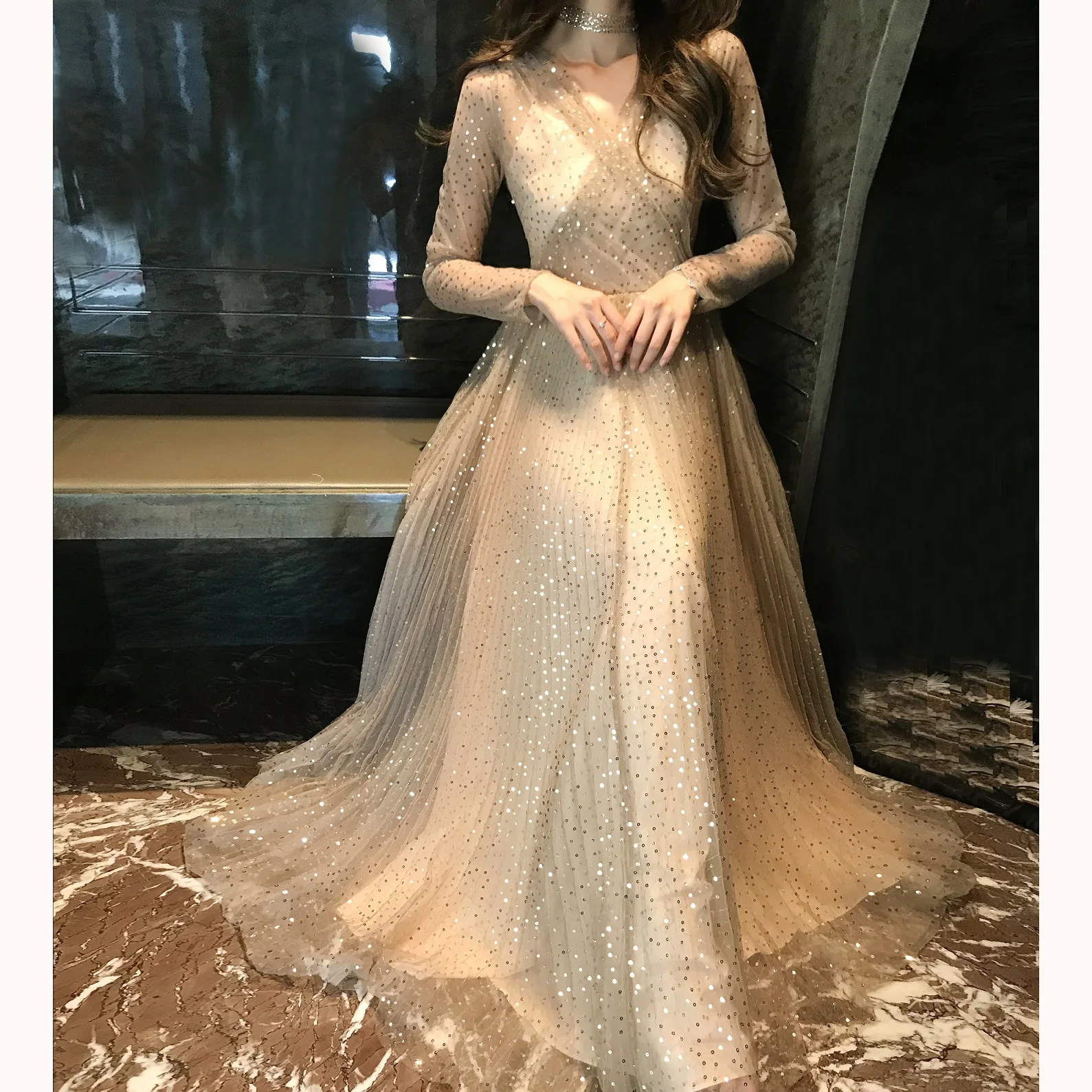 

fine customize New Embroidery gold greatly Milky Way posed shows golden bead piece embroidery dress