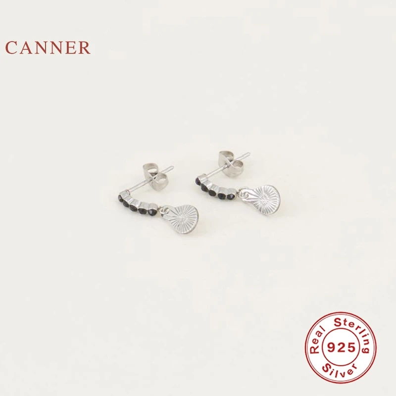 Женские серьги-гвоздики из серебра 925 пробы с черными бриллиантами | Украшения и