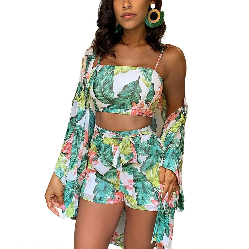 

Summer new style ladies bohemian 3-piece floral print cardigan top + crop top + shorts Ladies vacation beach three-piece