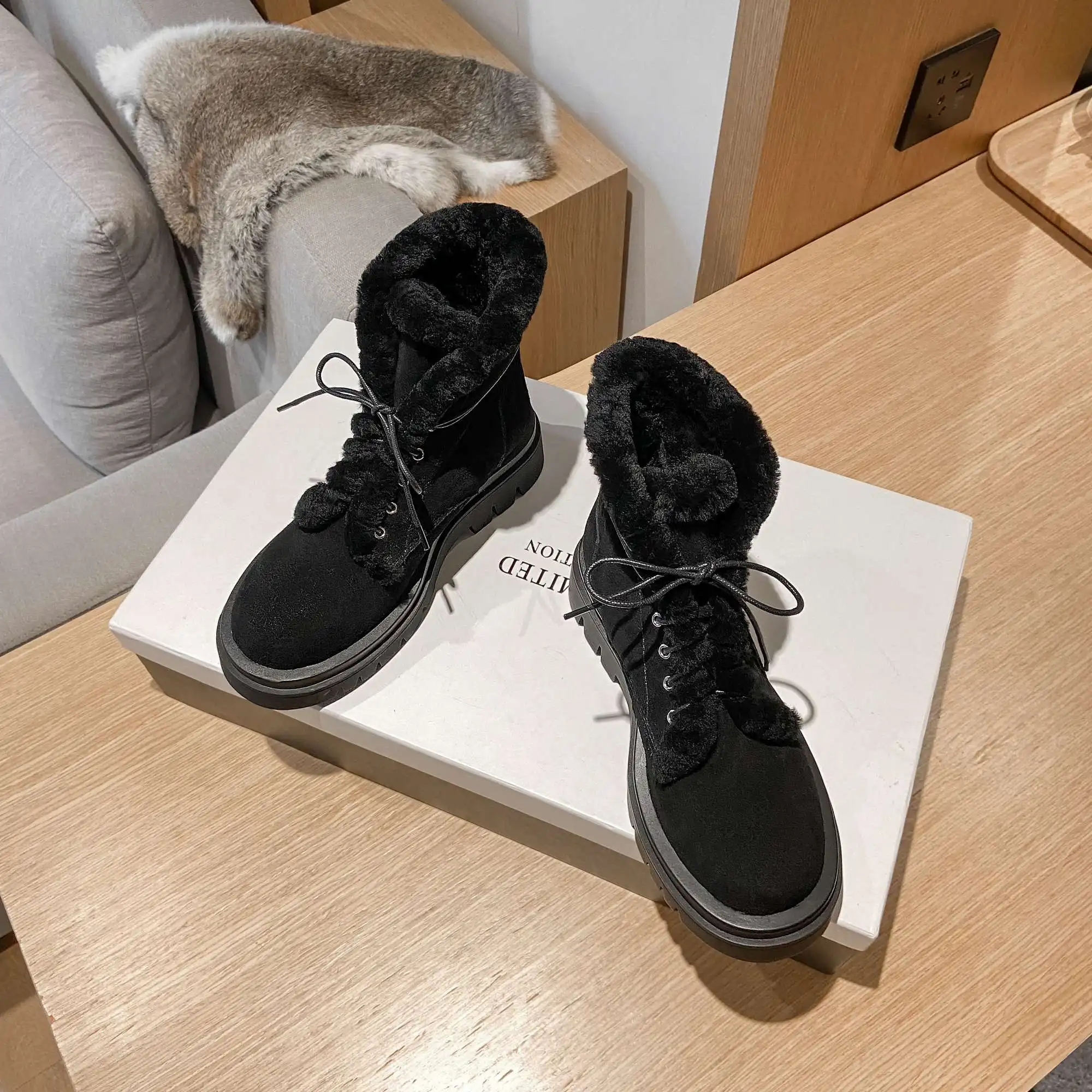 

Krazing Pot big size cow suede round toe thick bottom snow boots handmade winter keep warm cross-tied fashion ankle boots L10