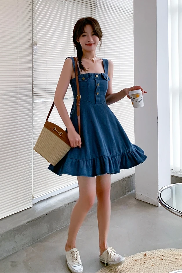 

COIGARSAM French Style Women dress Summer Spaghetti Strap High Waist Suspenders Dresses 1079