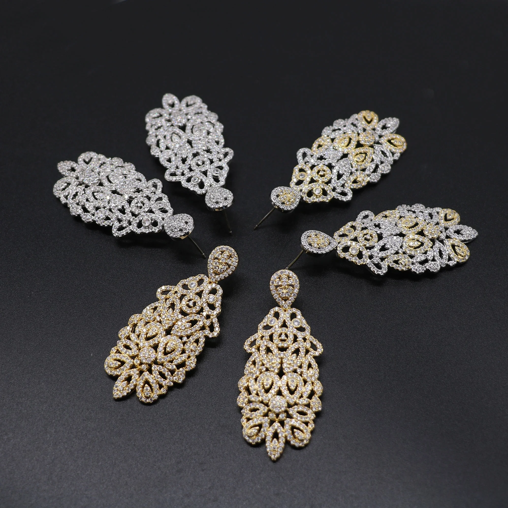 

Bedazzled Luxury Large Copper Earrings Gold Tones Color Shiny CZ Zircon Big Stud Earrings Women Lady Party Wedding Jewelry Gifts