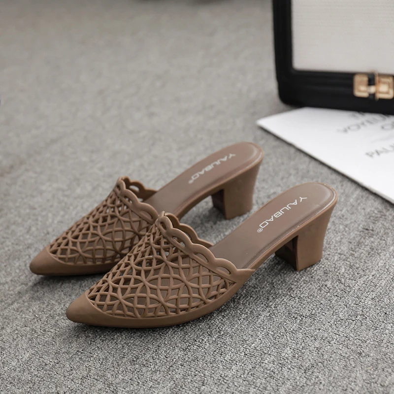 Босоножки женские сетчатые с острым носком на толстом каблуке нескользящей