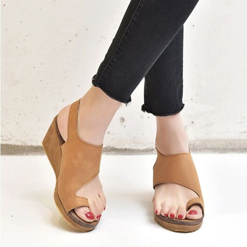 Сандалии женские ортопедические на плоской подошве удобные босоножки из