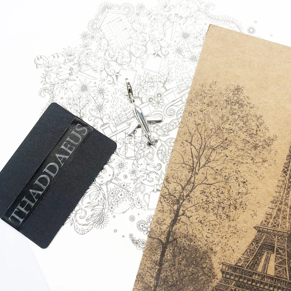 Браслет с шармами самолета и глобуса Европейское призвание ювелирные изделия