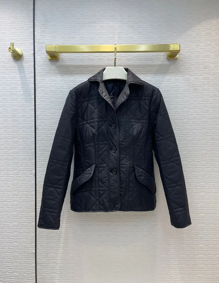 

Luxury Brand Black Quilted Coat Women Fashion Lapel Long Sleeve Big Pocket Coat Top Quality 3D Cut Slim Quilted Coat Winter 2021