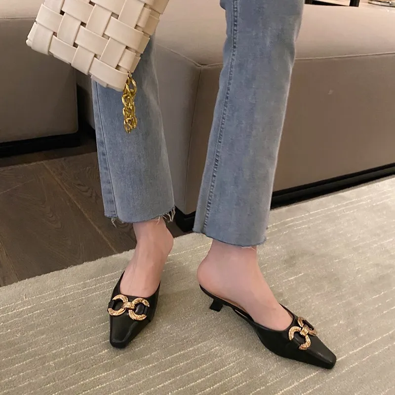 

2021 Summer Ladies Fashion Leather Mules All-match Jacket High Heels Metal Chain Sandals and Slippers Square Toe Slippers